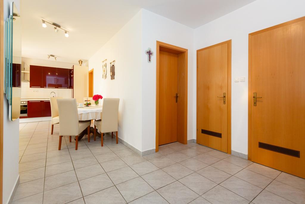 Apartman Snjezana Малинська Екстер'єр фото
