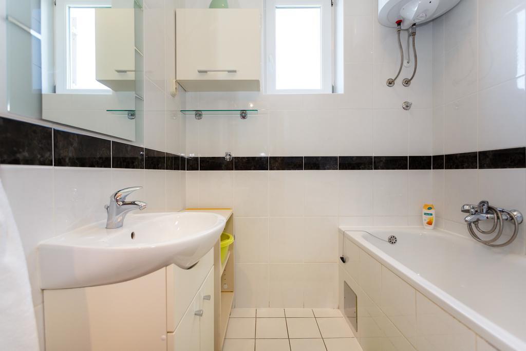 Apartman Snjezana Малинська Екстер'єр фото